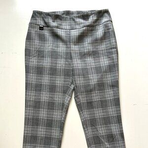 Lisette Women's Pull On Ennis‎ Plaid Pattern Crop Cuffed Trouser Size 10 Gray